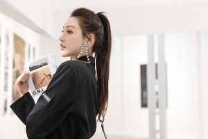 美国新冠确诊数超161万例(美国新冠确诊病例超2806万例)